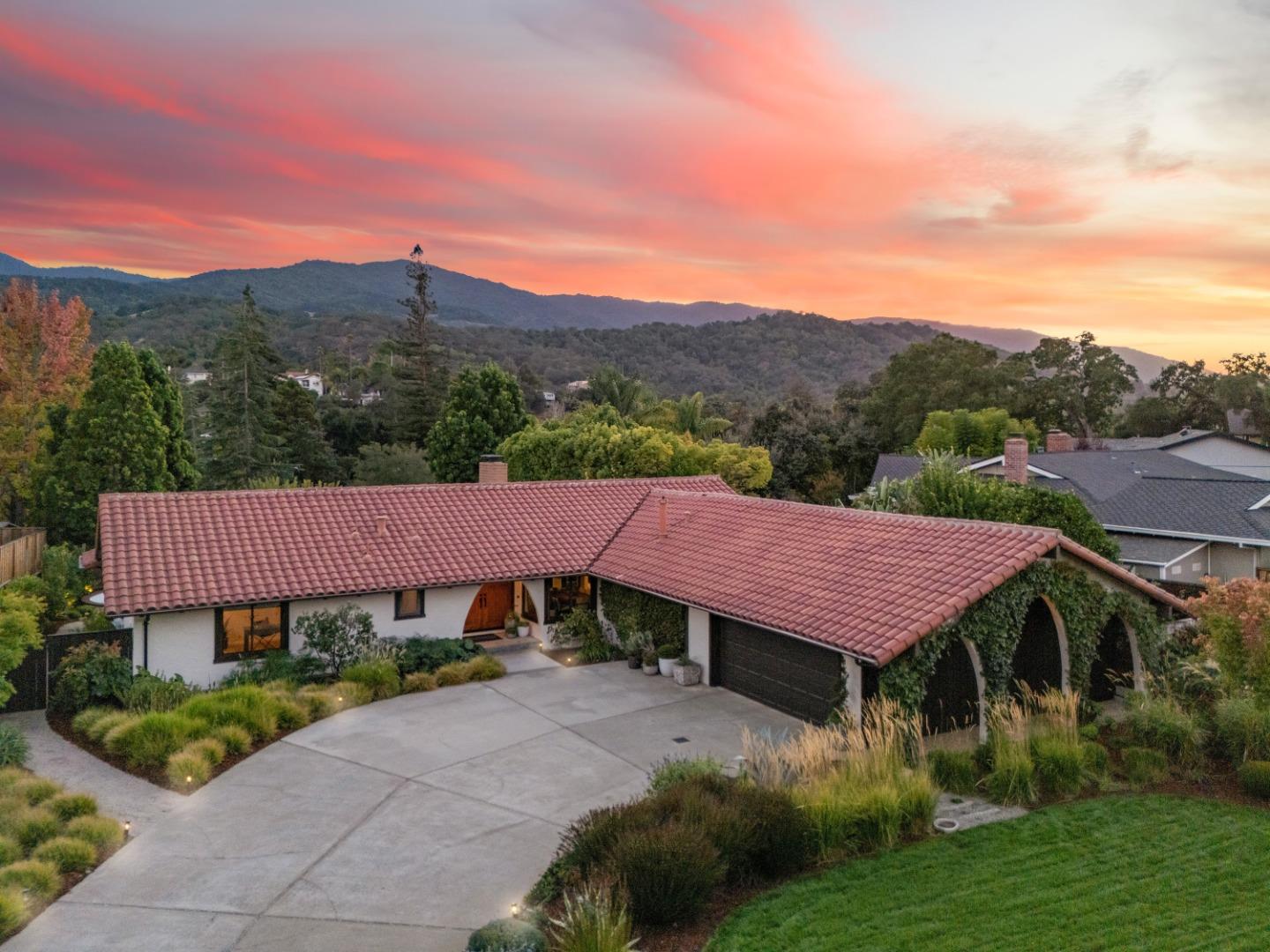 Front Image Thumbnail for ML82023922