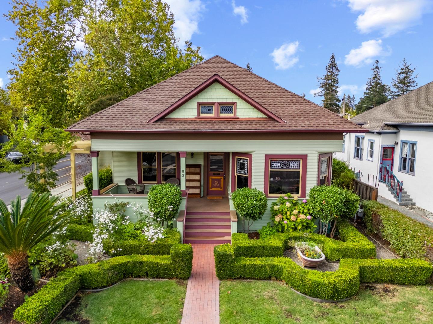 Front Image Thumbnail for ML82023990