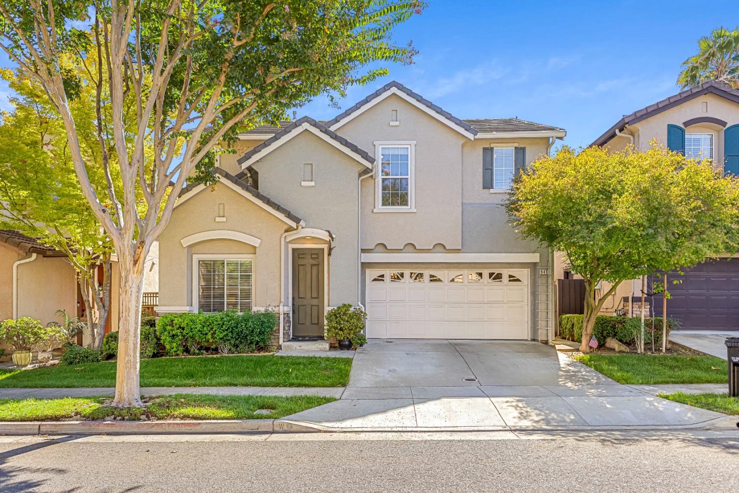 Front Image Thumbnail for ML82024006