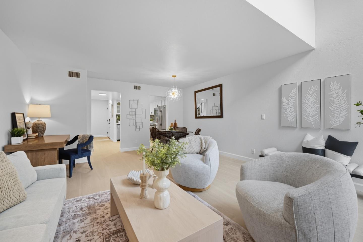 Front Image Thumbnail for ML82024043