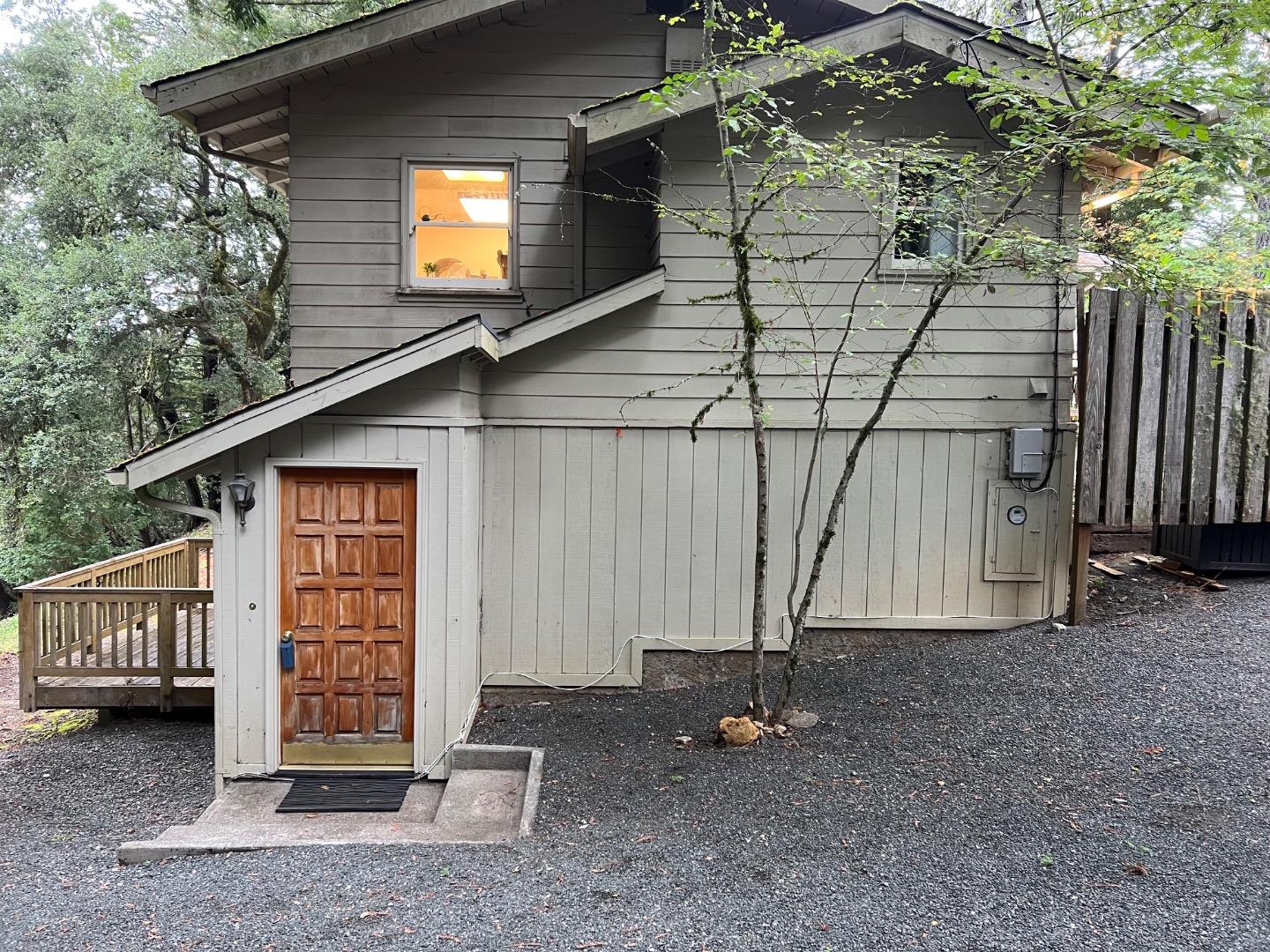 Front Image Thumbnail for ML82024100