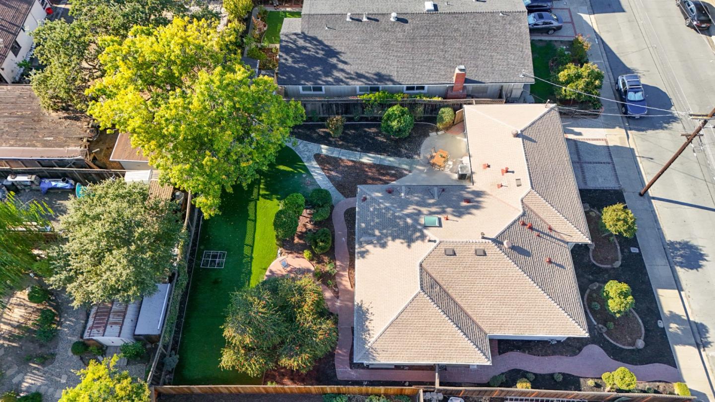 Front Image Thumbnail for ML82024119