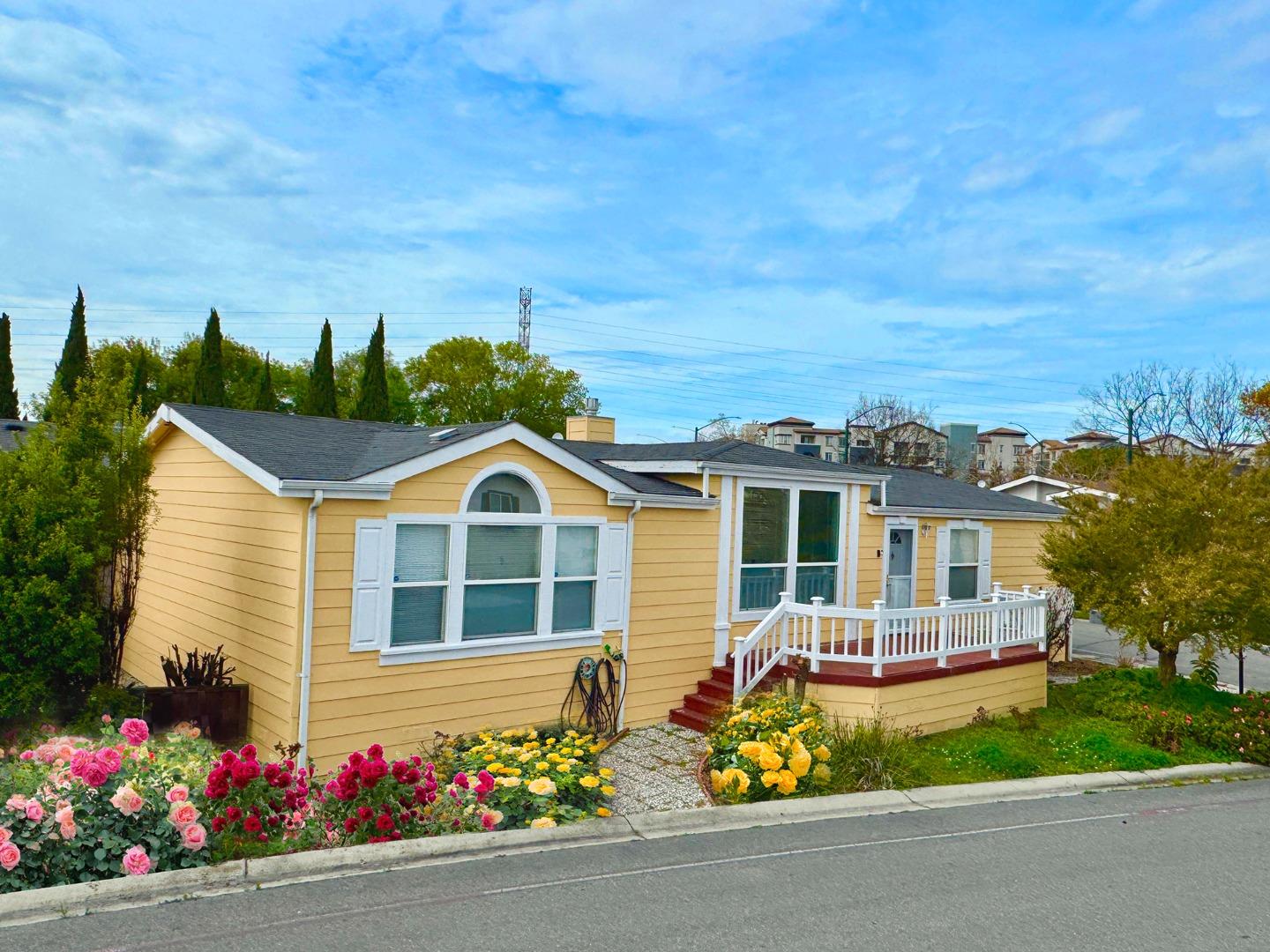 Front Image Thumbnail for ML82024151