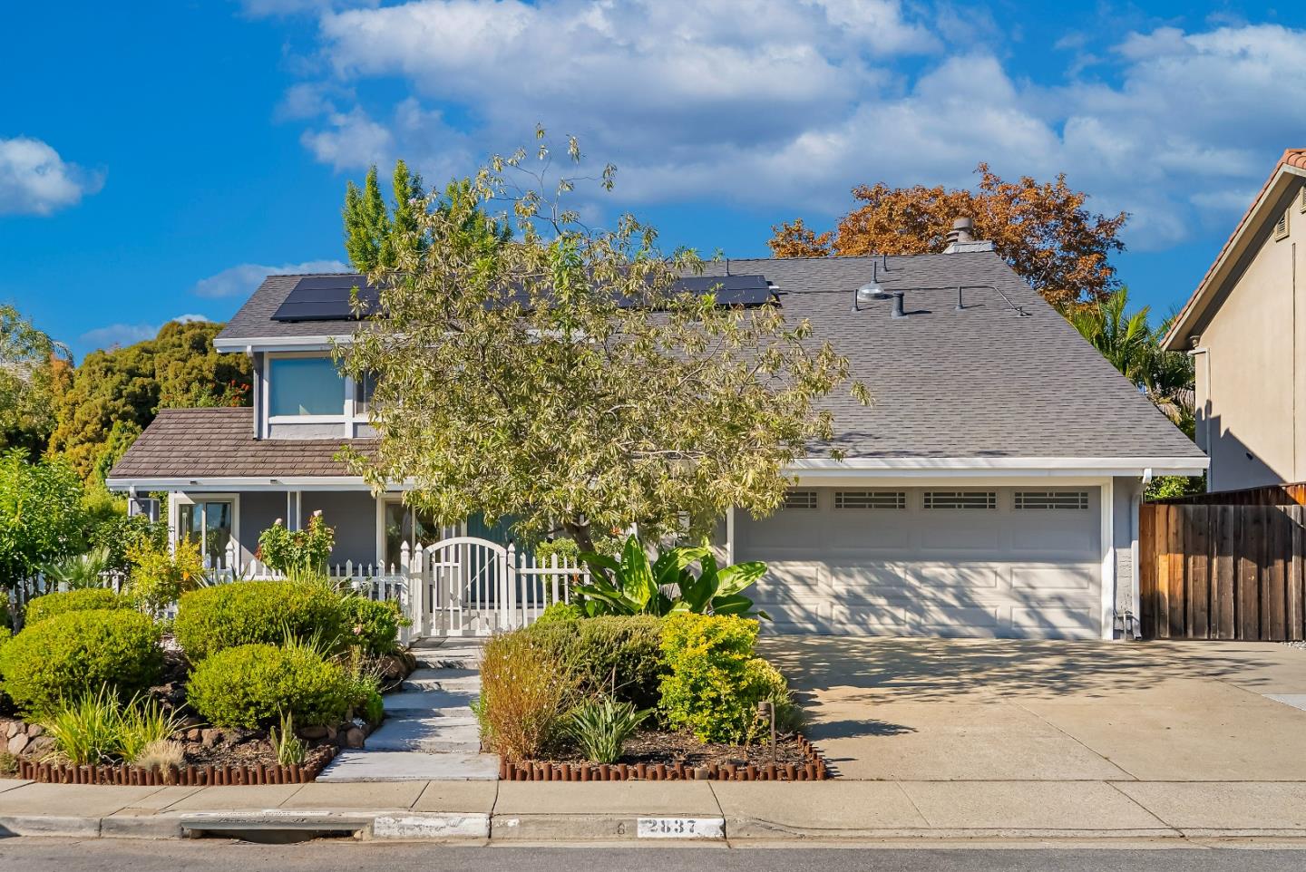 Front Image Thumbnail for ML82024185