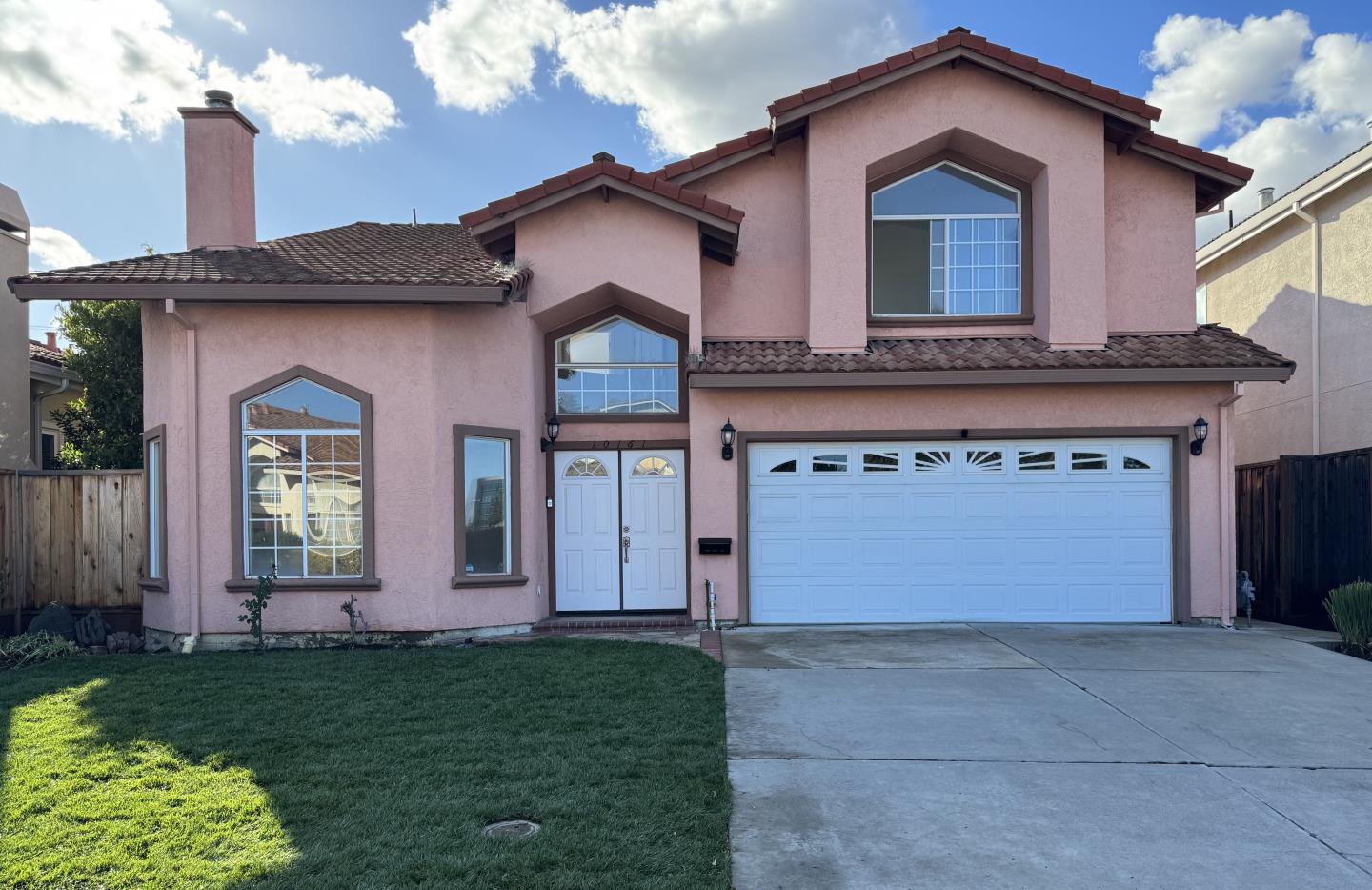 Front Image Thumbnail for ML82024239