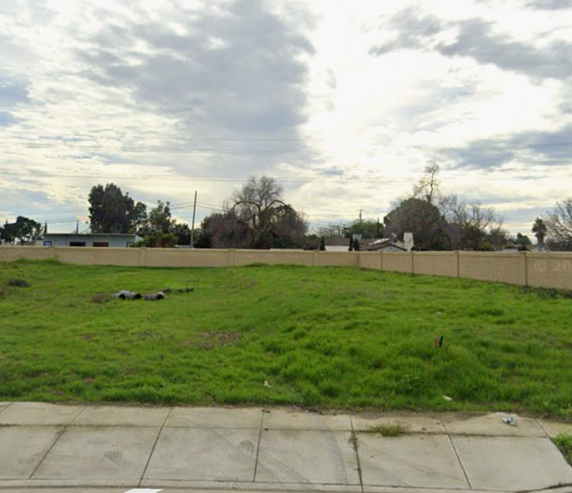 Front Image Thumbnail for ML82024260