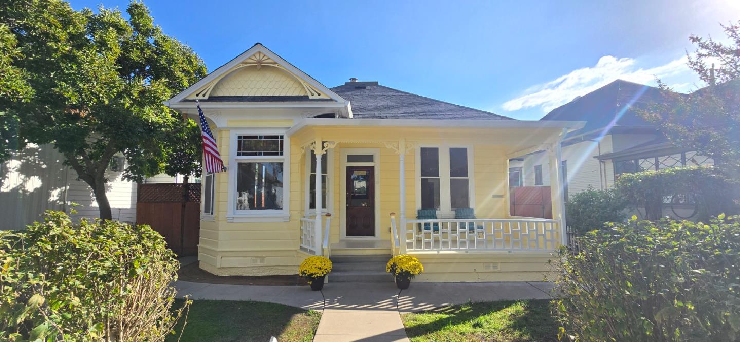 Front Image Thumbnail for ML82024262