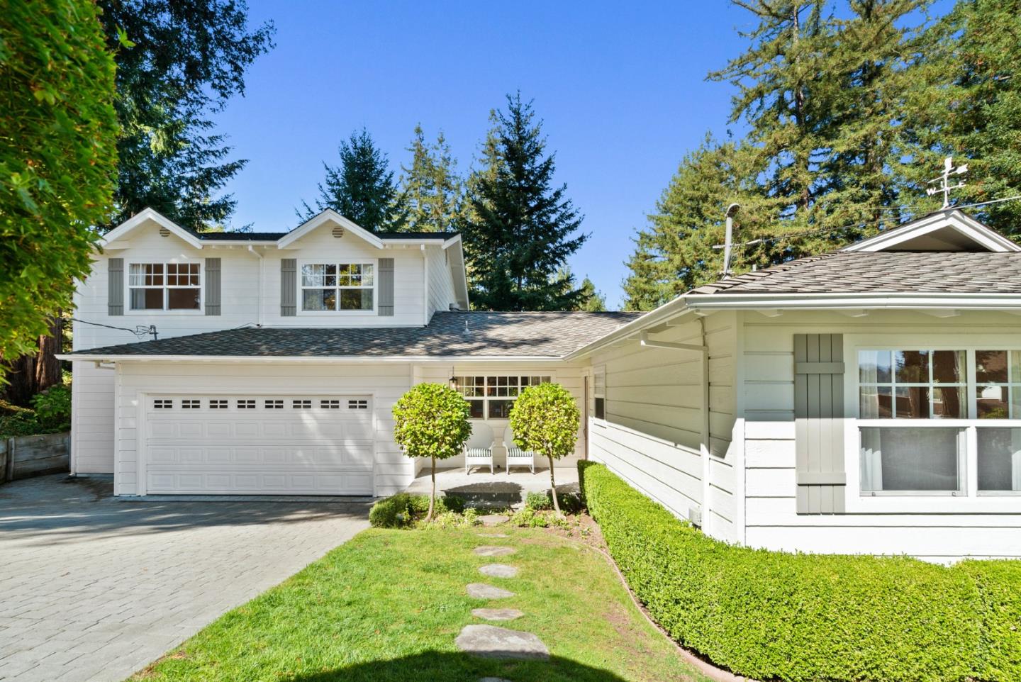 Front Image Thumbnail for ML82024339