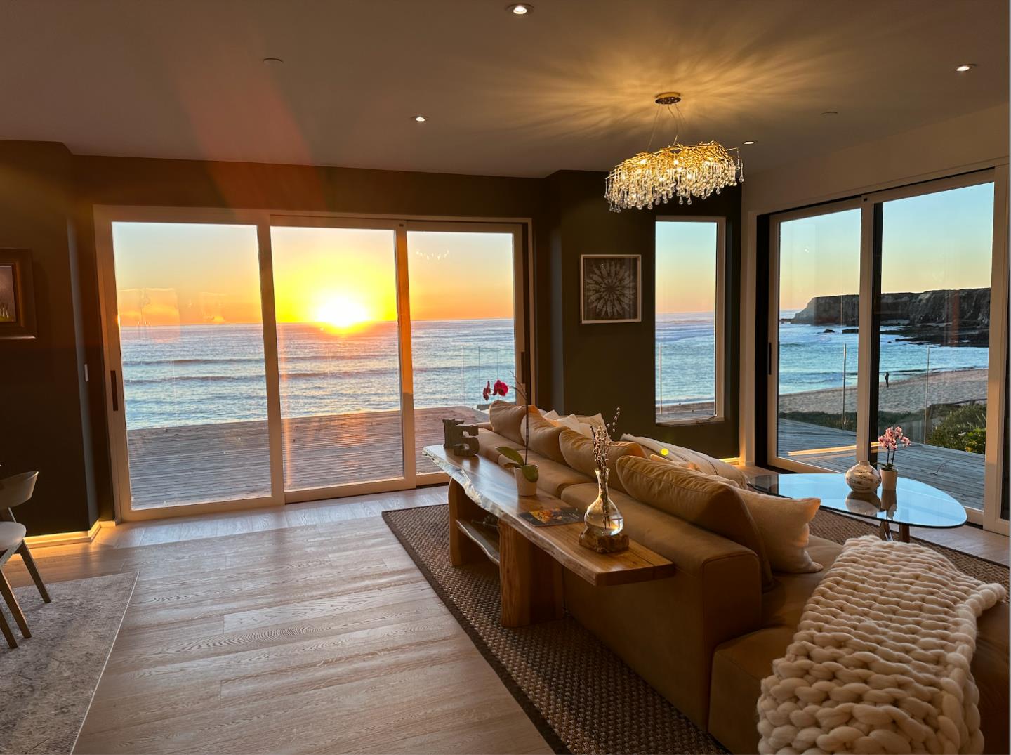 Front Image Thumbnail for ML82024366