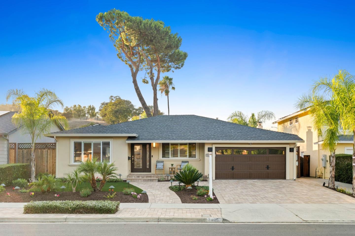 Front Image Thumbnail for ML82024454