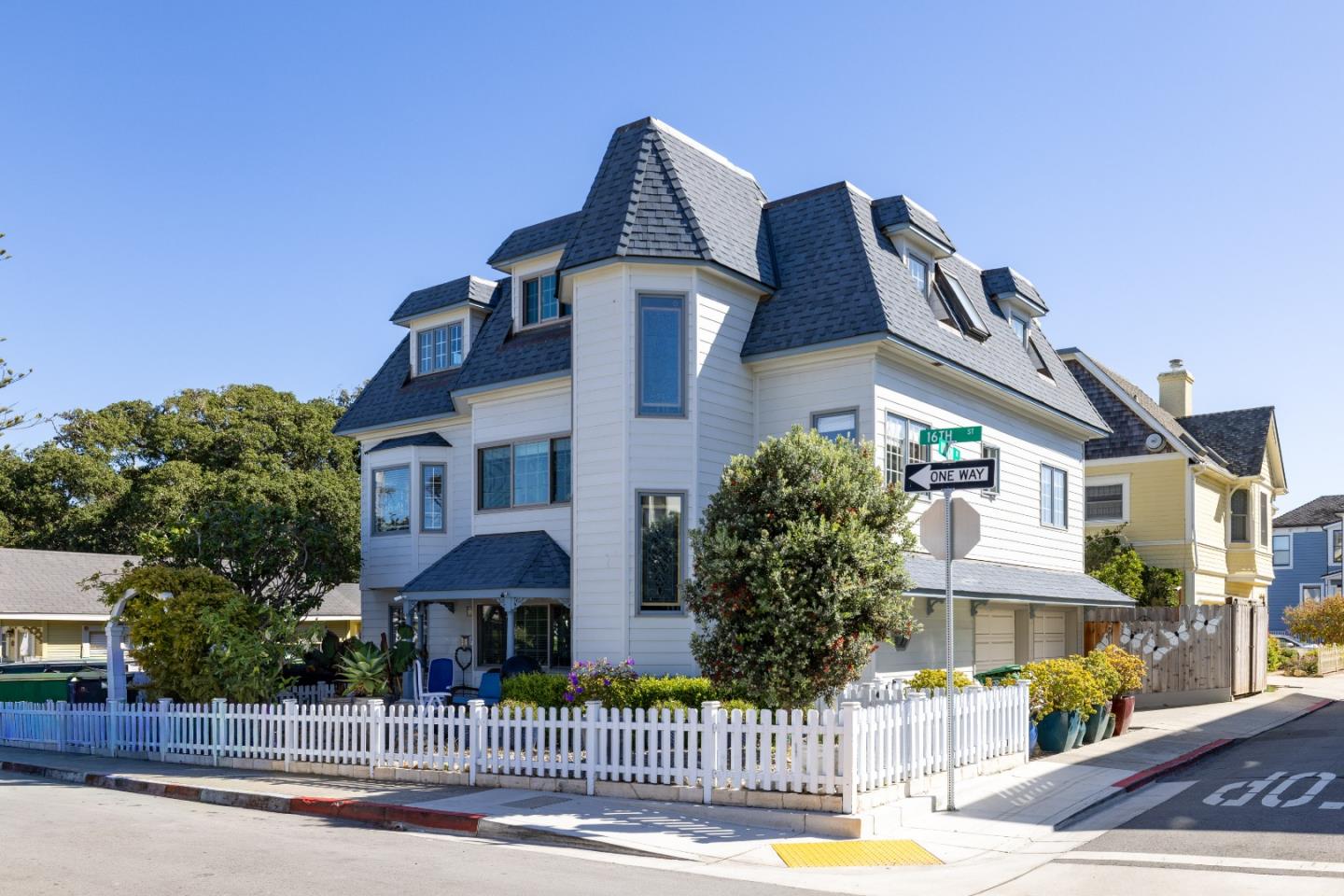 Front Image Thumbnail for ML82024503