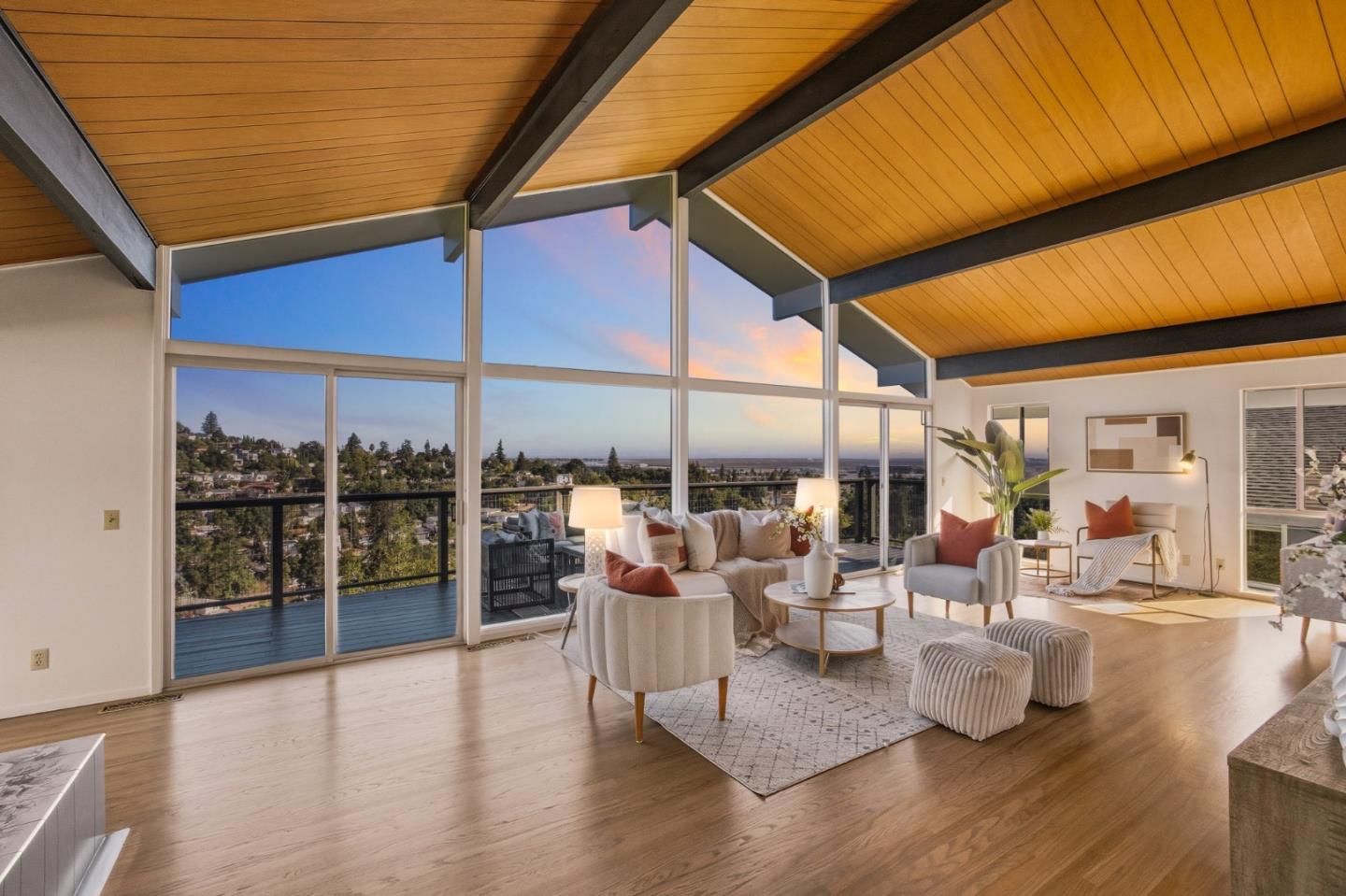 Front Image Thumbnail for ML82024511