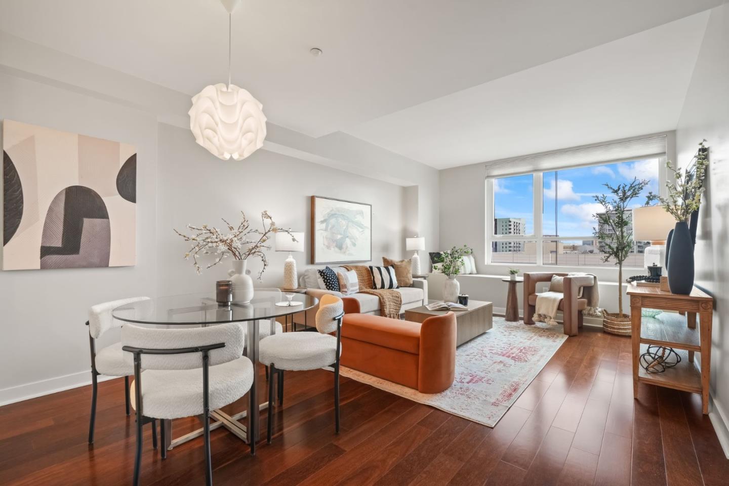 Front Image Thumbnail for ML82024528