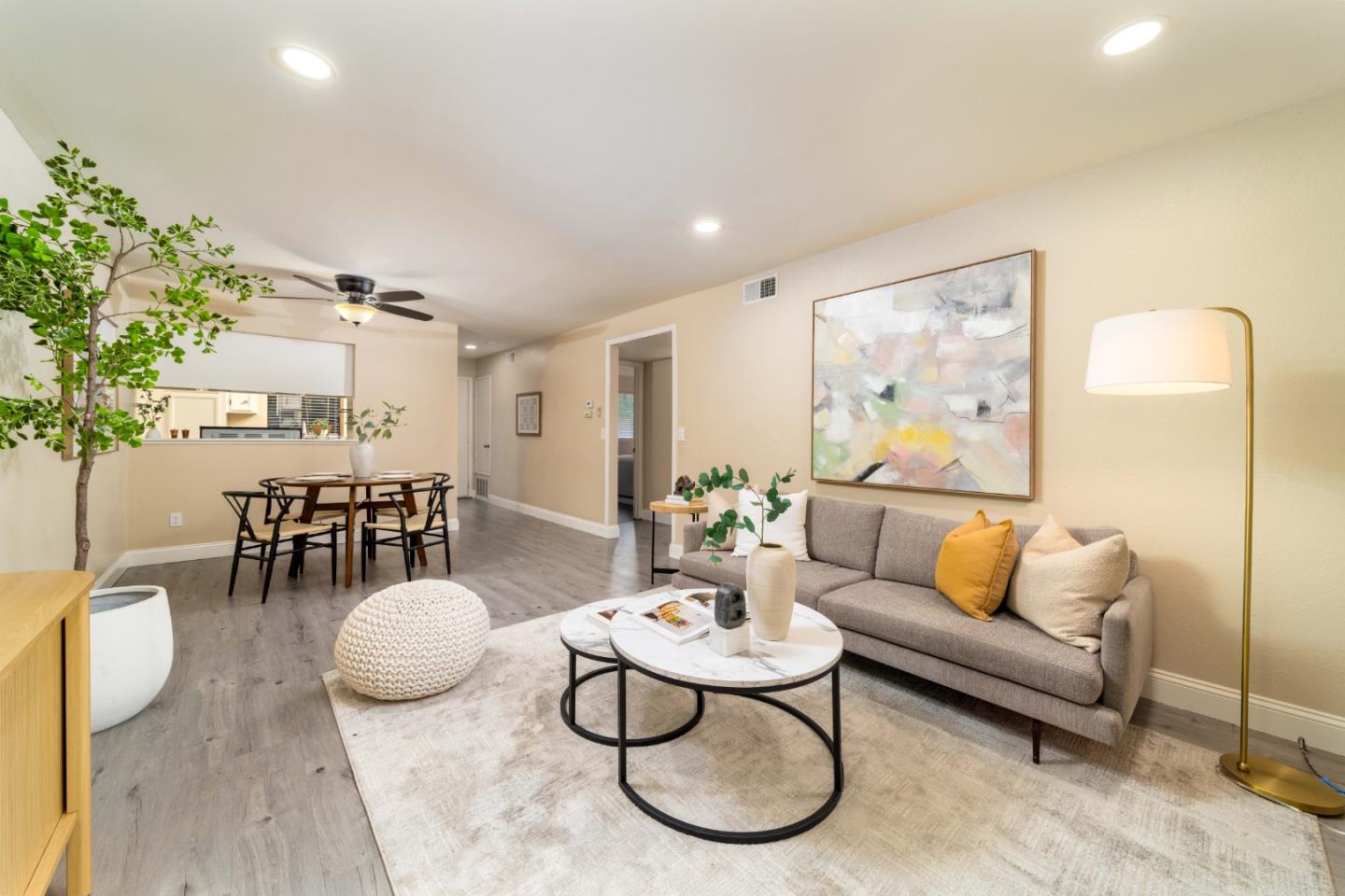 Front Image Thumbnail for ML82024535