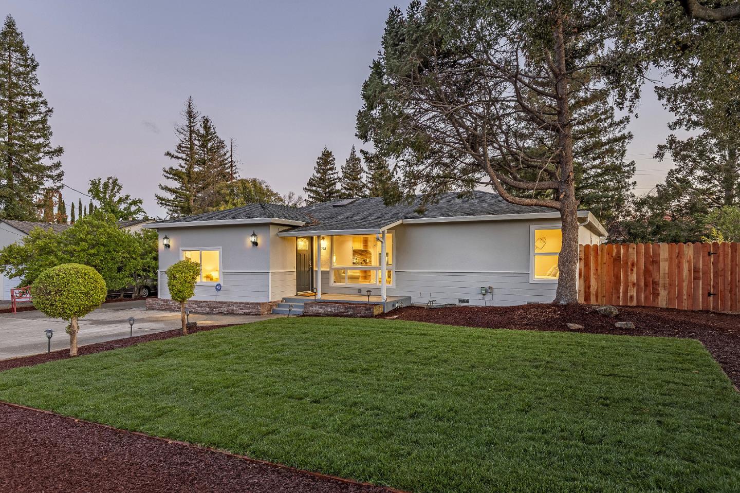 Front Image Thumbnail for ML82024560