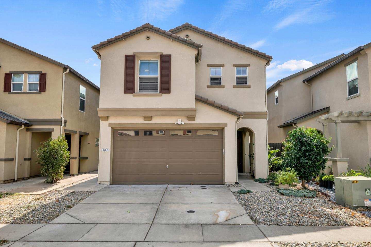 Front Image Thumbnail for ML82024617