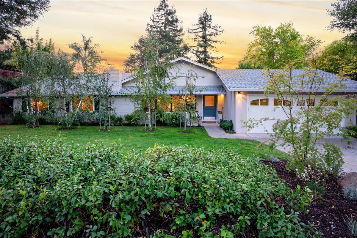 Front Image Thumbnail for ML82024644