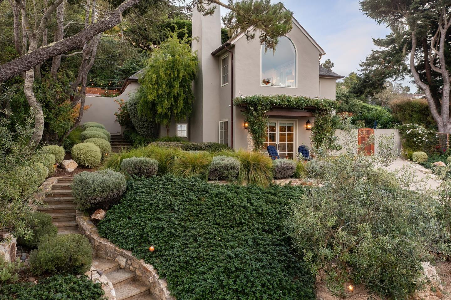 Front Image Thumbnail for ML82024692