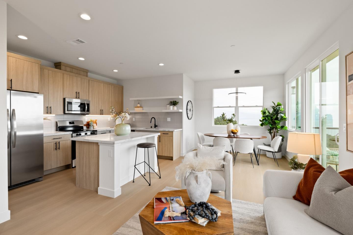 Front Image Thumbnail for ML82024693