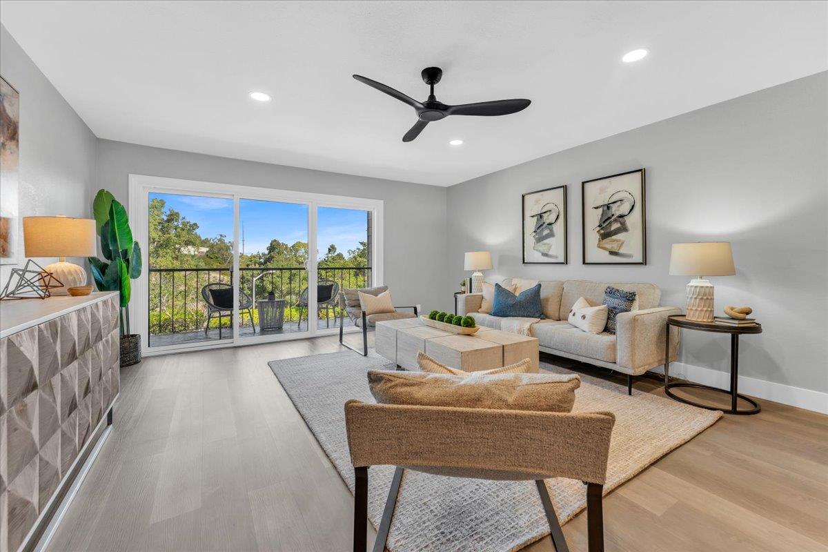 Front Image Thumbnail for ML82024703