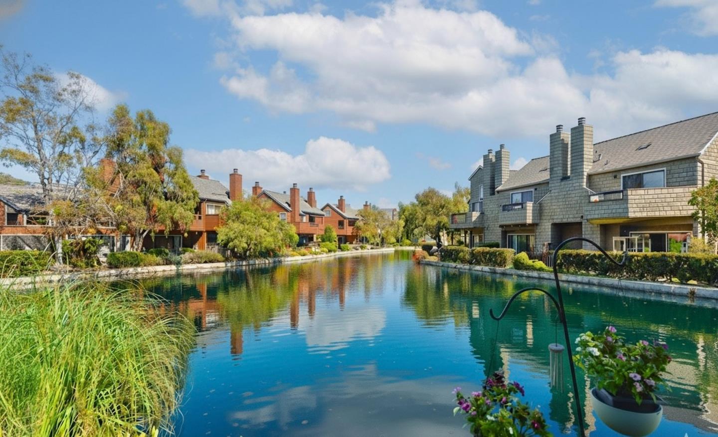 Front Image Thumbnail for ML82024709