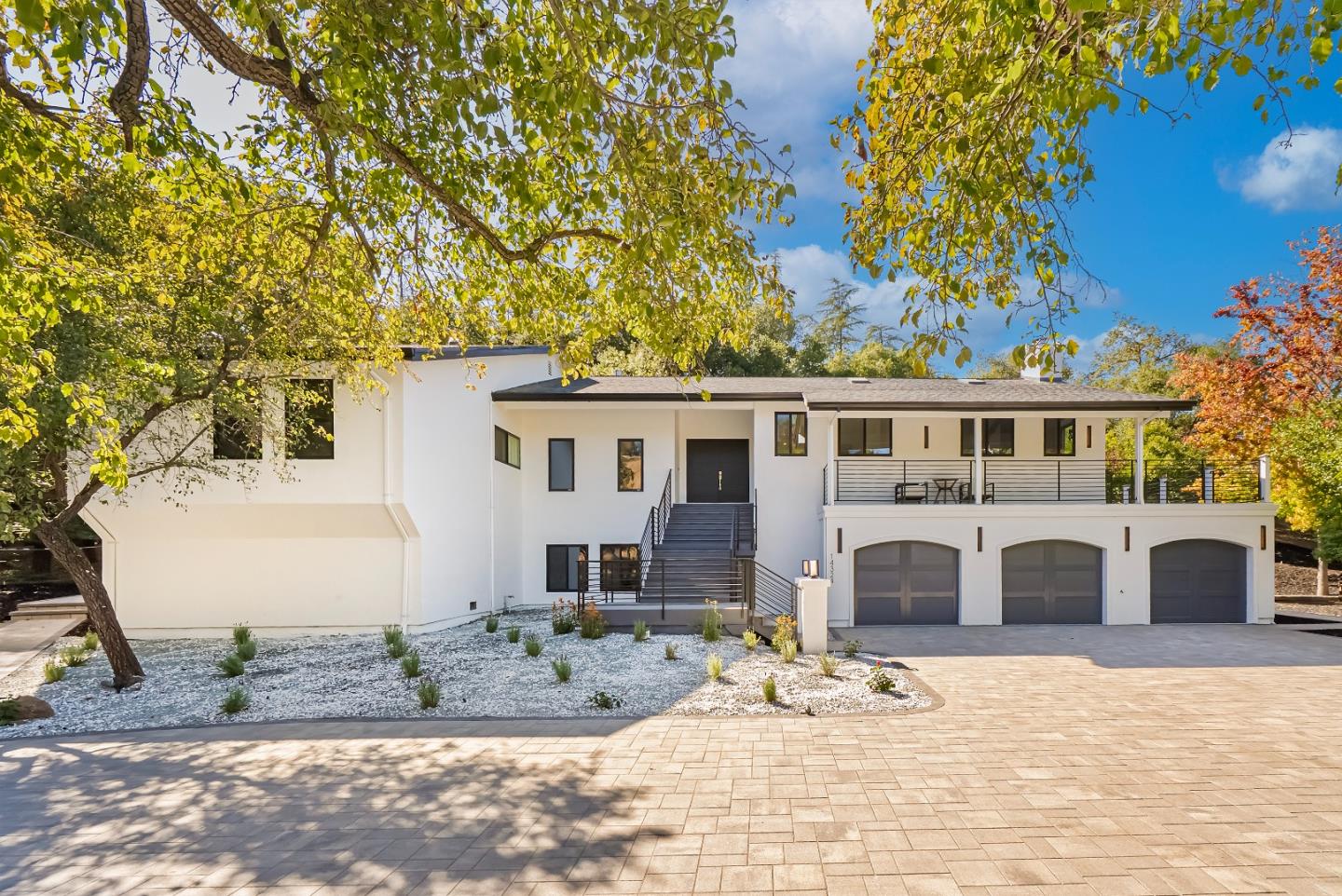 Front Image Thumbnail for ML82024843