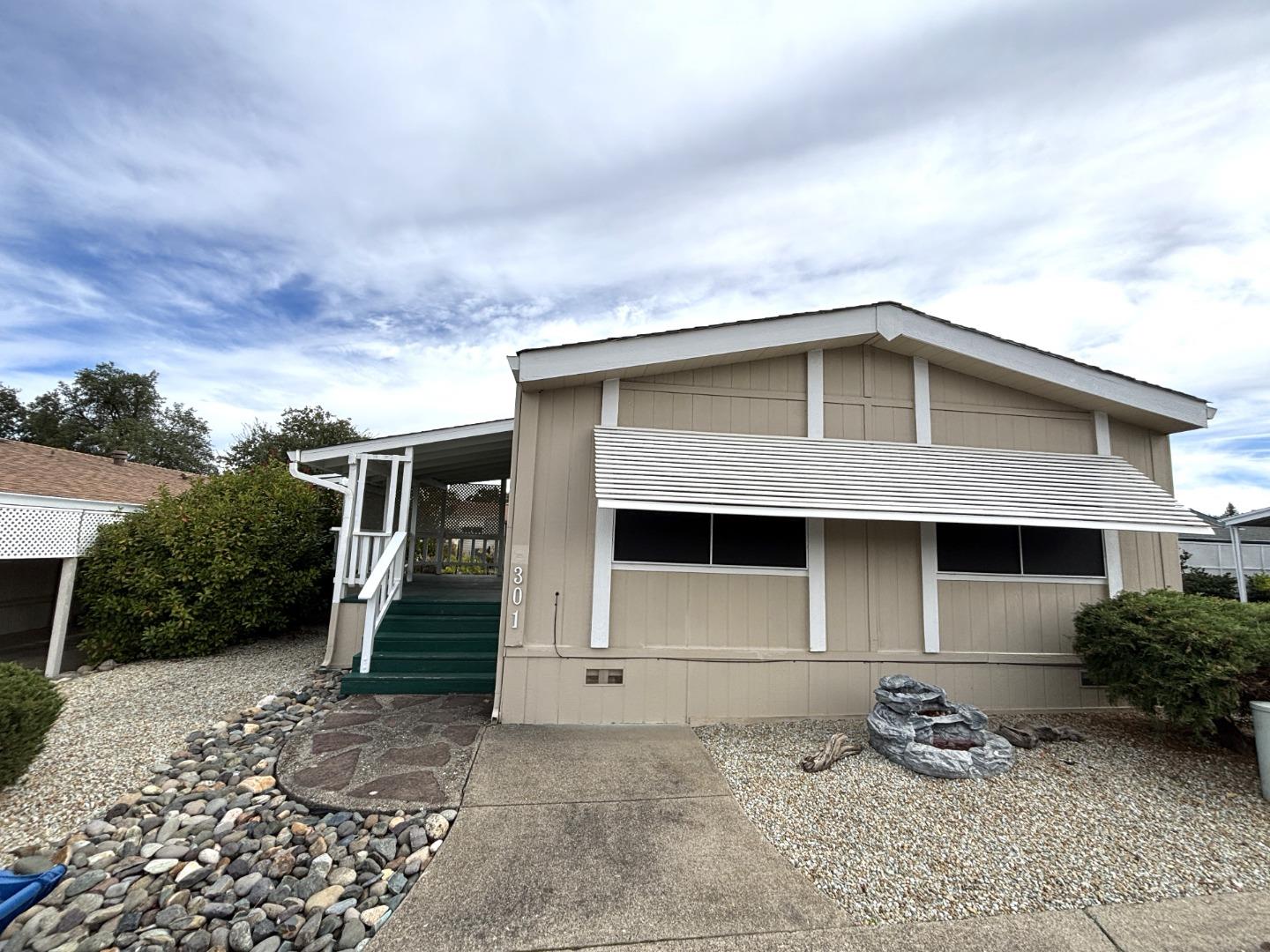 Front Image Thumbnail for ML82024859