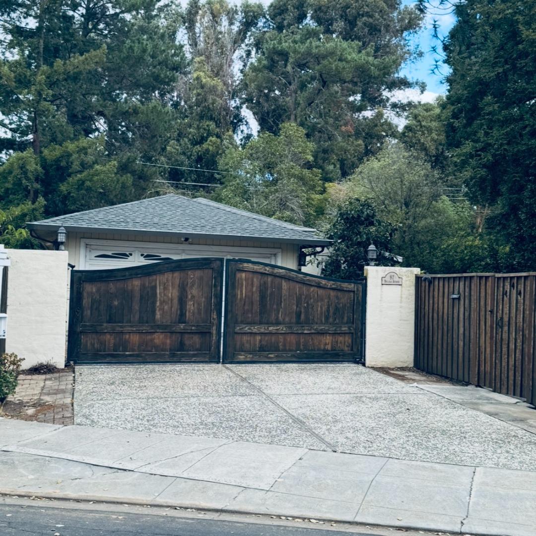 Front Image Thumbnail for ML82024915