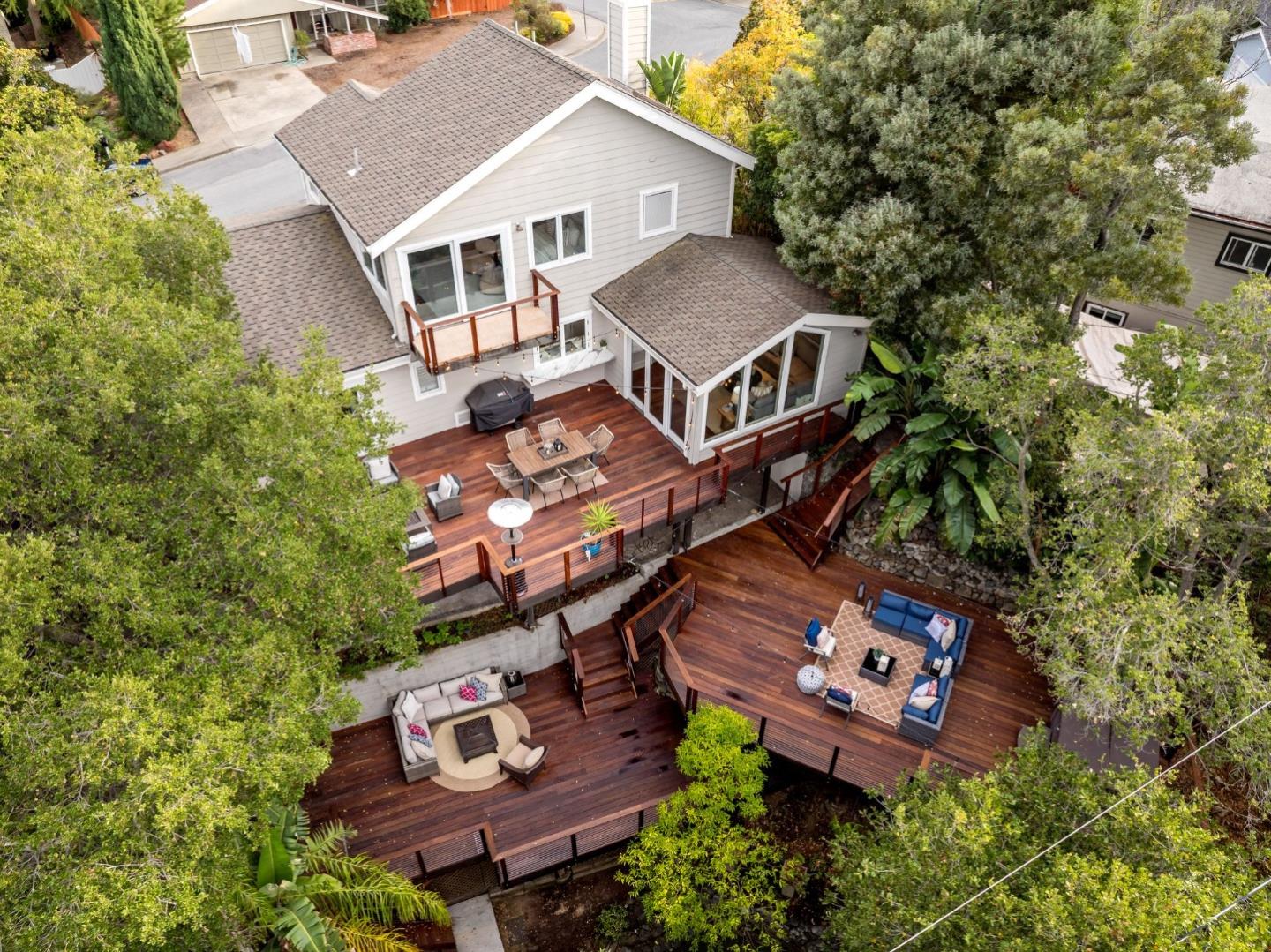 Front Image Thumbnail for ML82025027