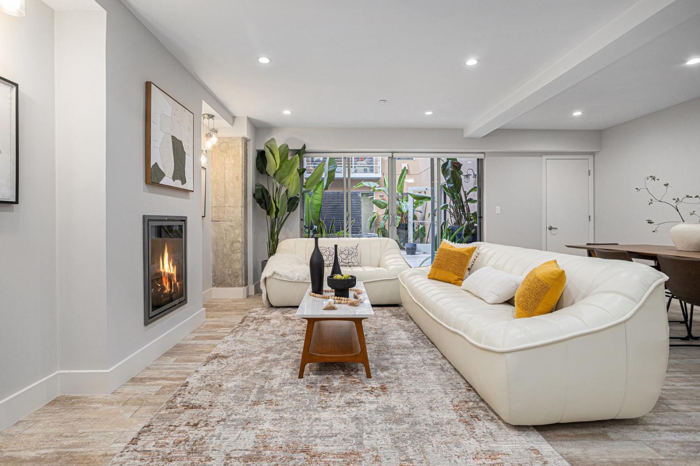 Front Image Thumbnail for ML82025031