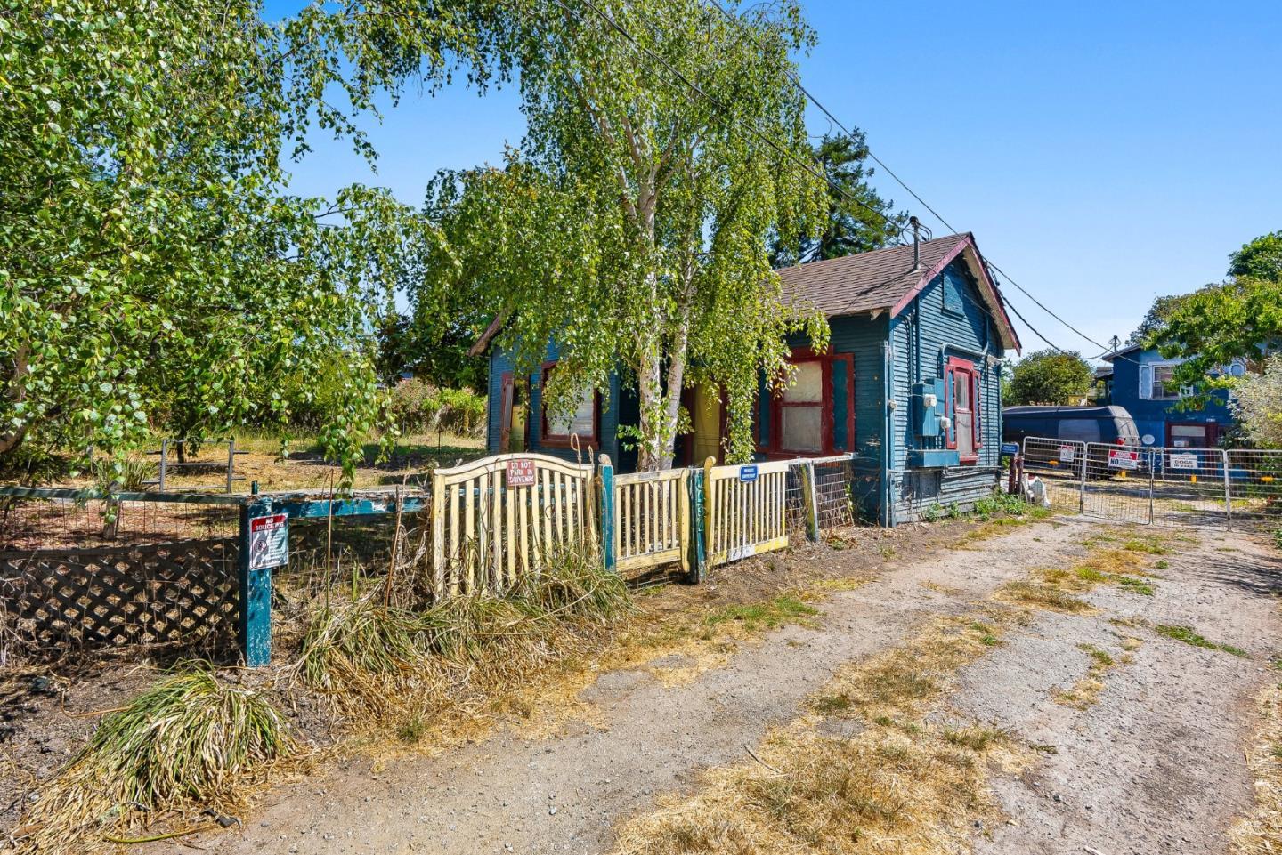 Front Image Thumbnail for ML82025094