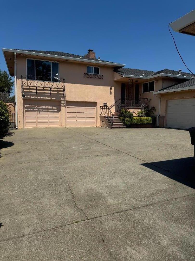 Front Image Thumbnail for ML82025108