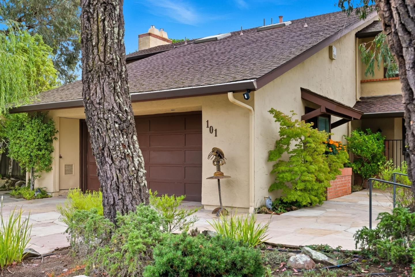 Front Image Thumbnail for ML82025119