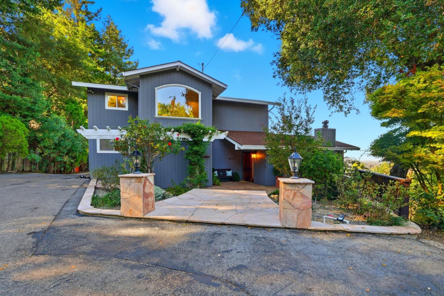 Front Image Thumbnail for ML82025137