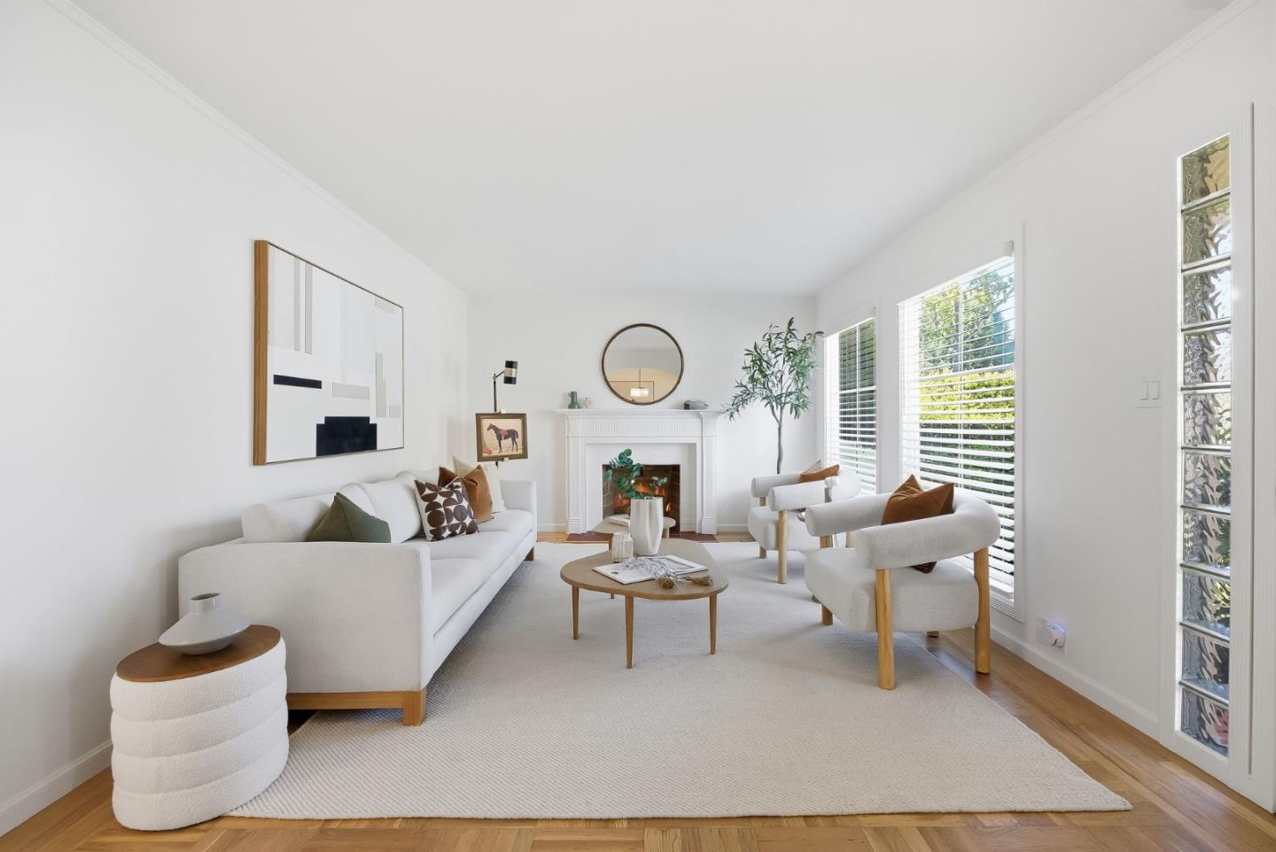 Front Image Thumbnail for ML82025230