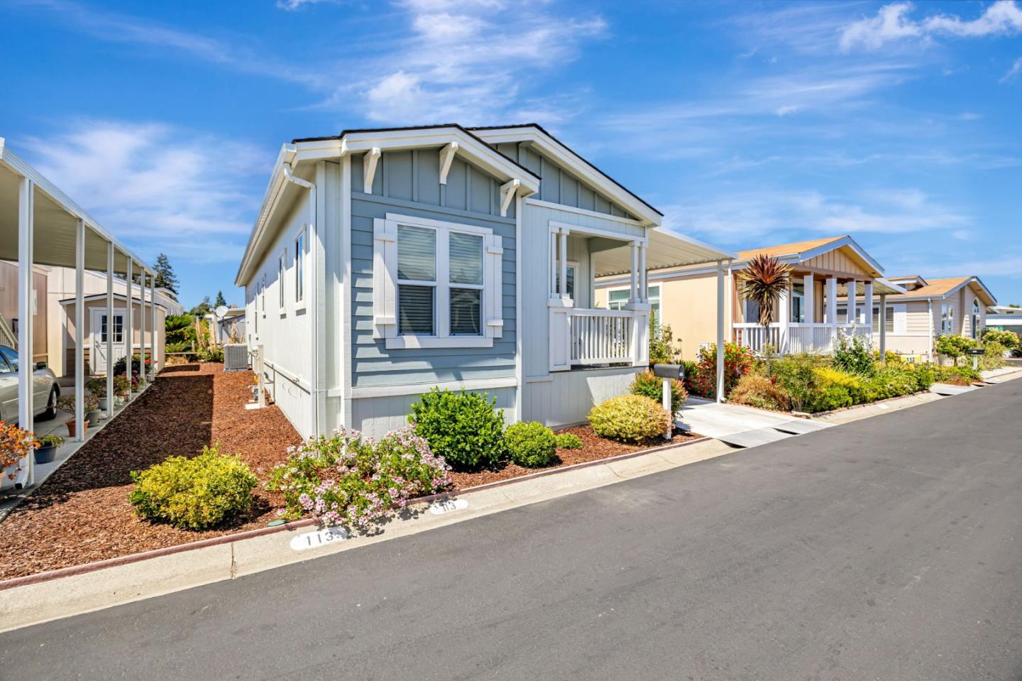 Front Image Thumbnail for ML82025232