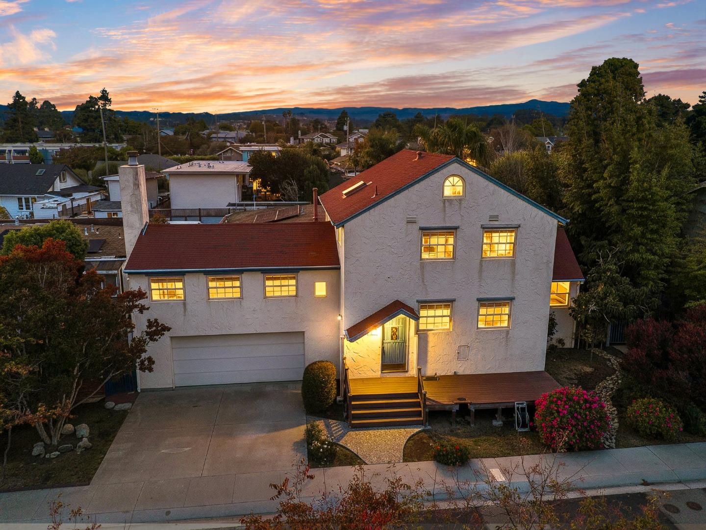 Front Image Thumbnail for ML82025364