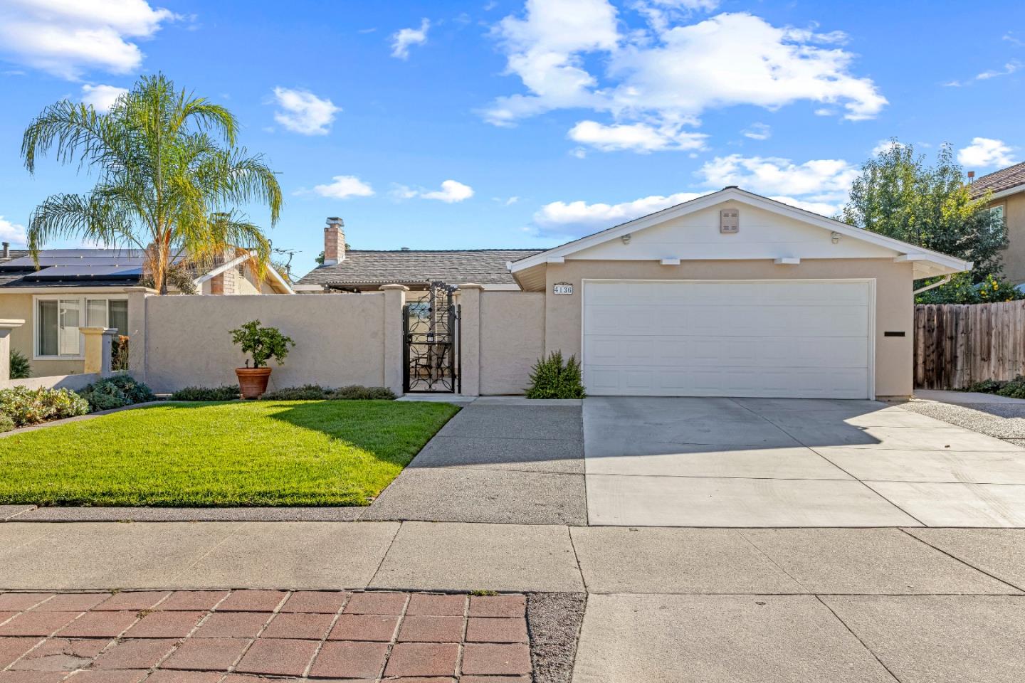 Front Image Thumbnail for ML82025385