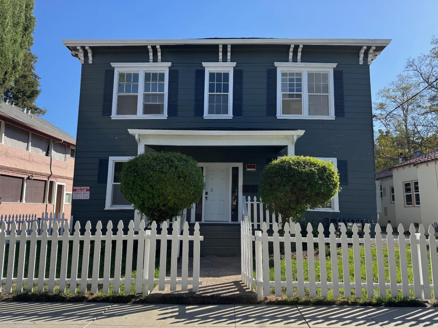 Front Image Thumbnail for ML82025415