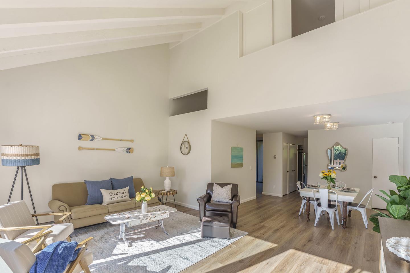 Front Image Thumbnail for ML82025446