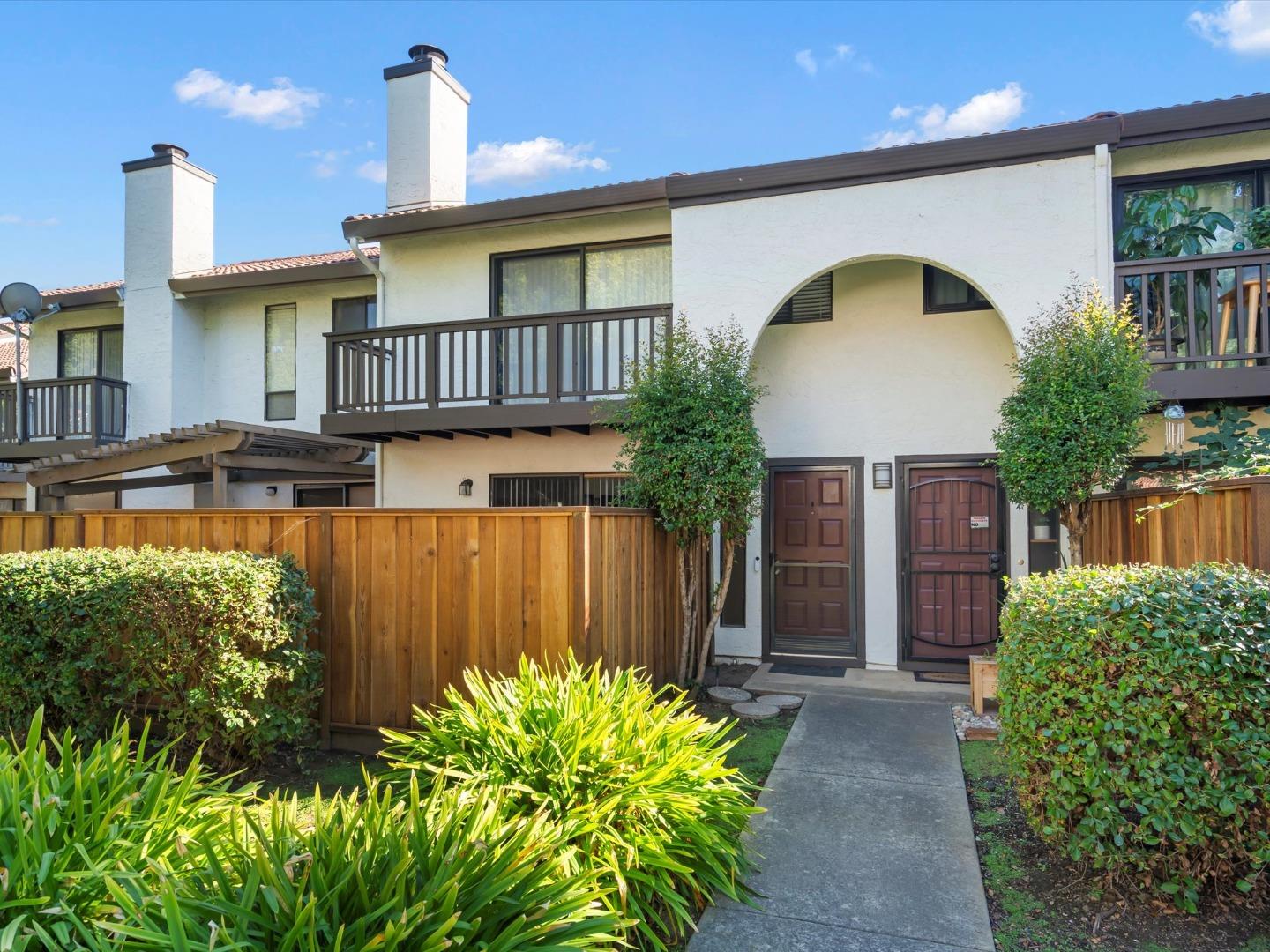 Front Image Thumbnail for ML82025502