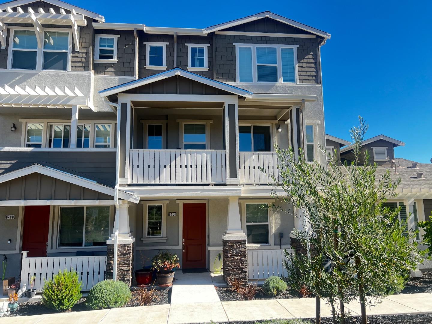 Front Image Thumbnail for ML82025512