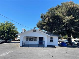 Front Image Thumbnail for ML82025553