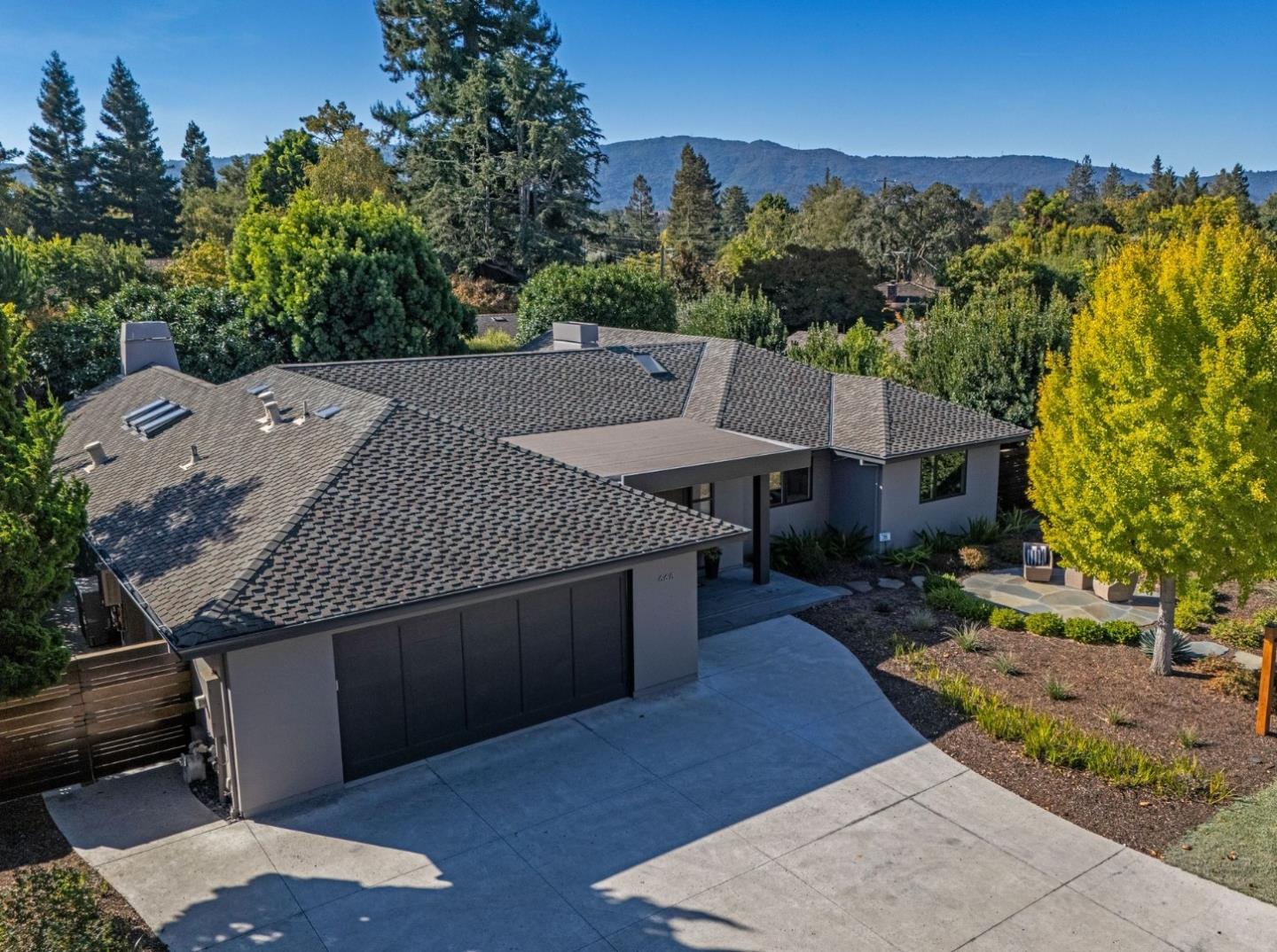 Front Image Thumbnail for ML82025556