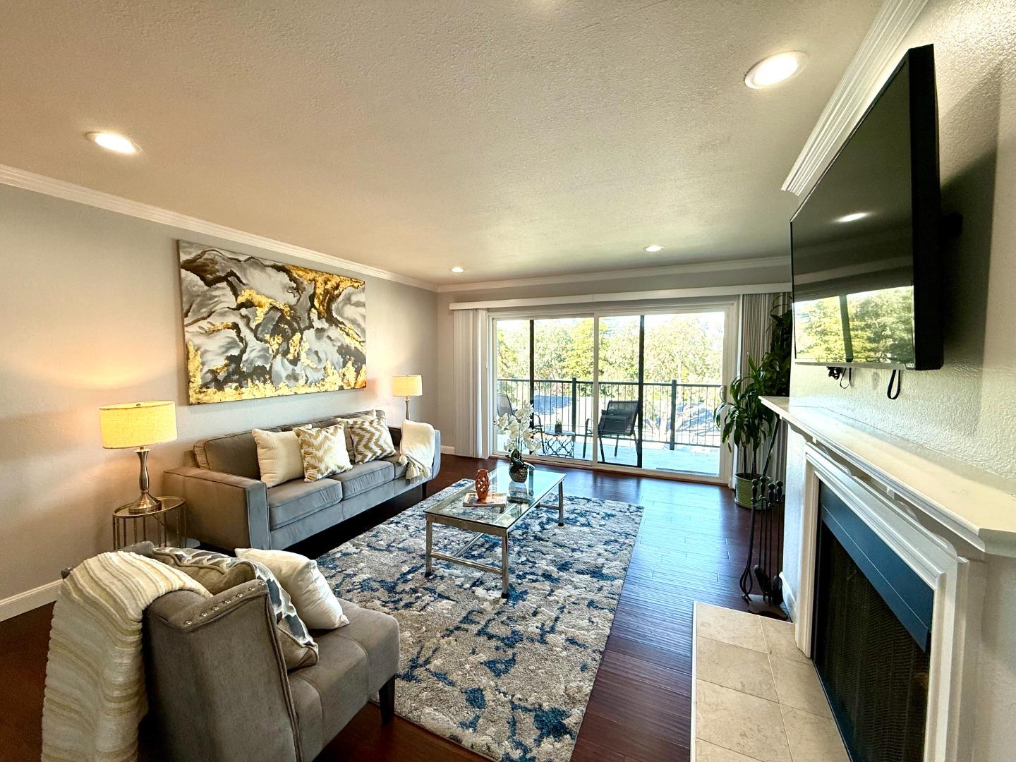 Front Image Thumbnail for ML82025569