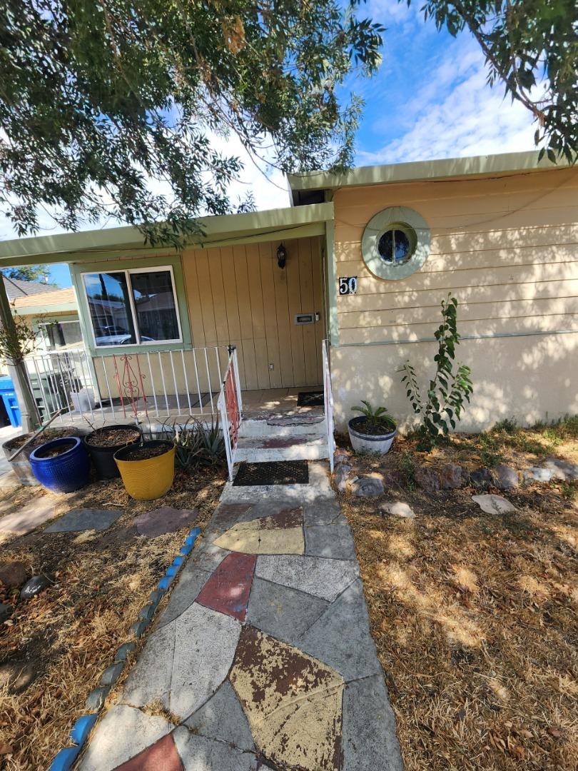 Front Image Thumbnail for ML82025613