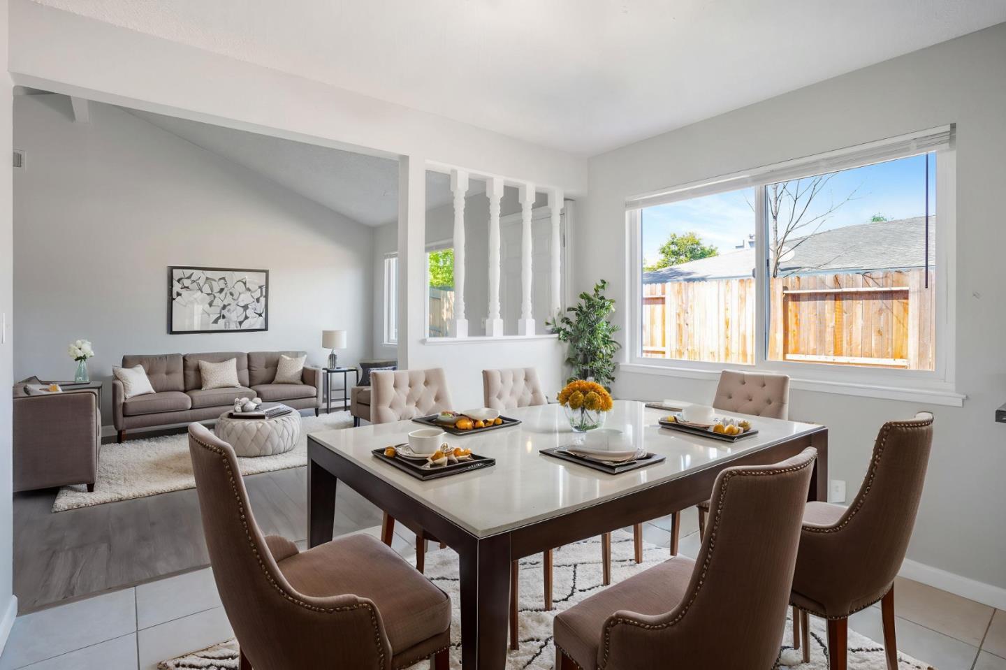 Front Image Thumbnail for ML82025656