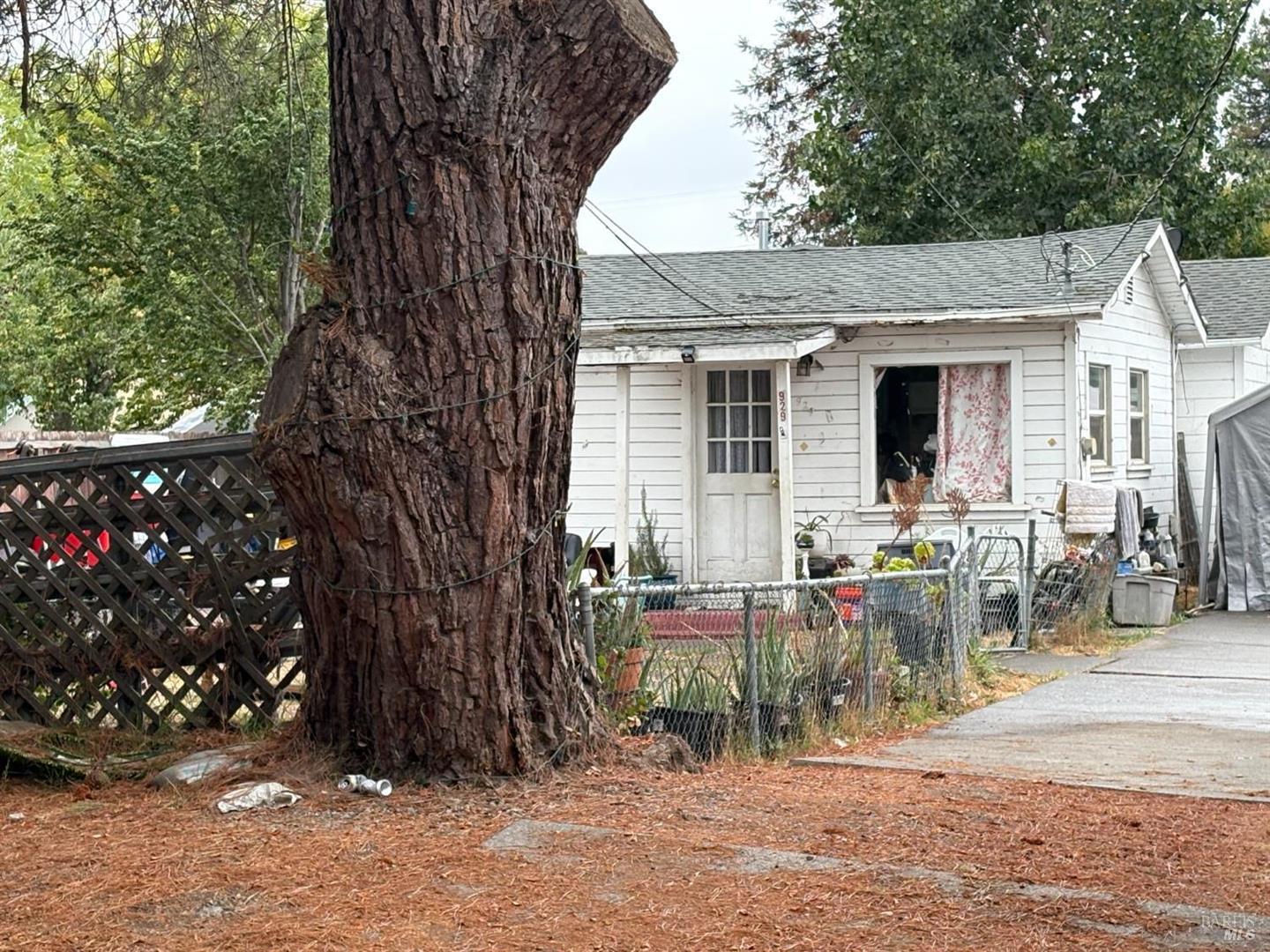 Front Image Thumbnail for ML82025667