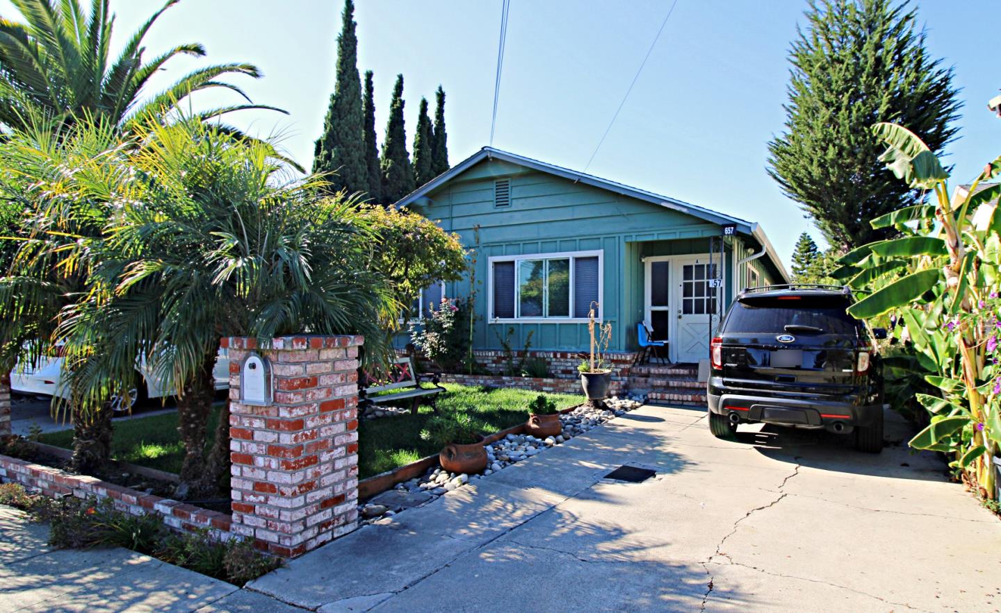 Front Image Thumbnail for ML82025712