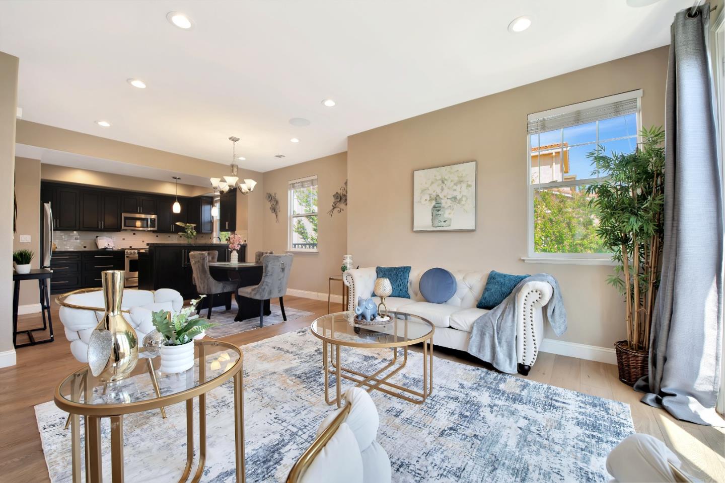 Front Image Thumbnail for ML82025774